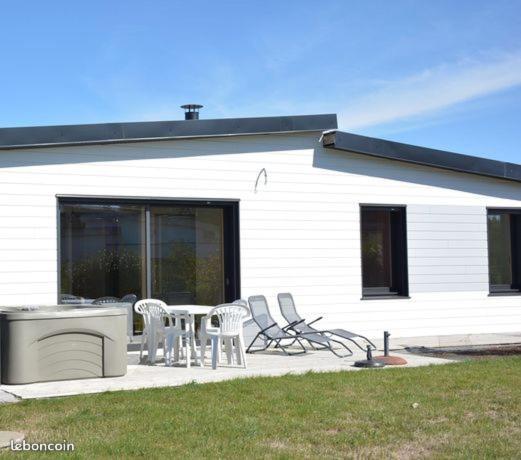Maison Bord De Mer Avec Jacuzzi Névez Exterior photo